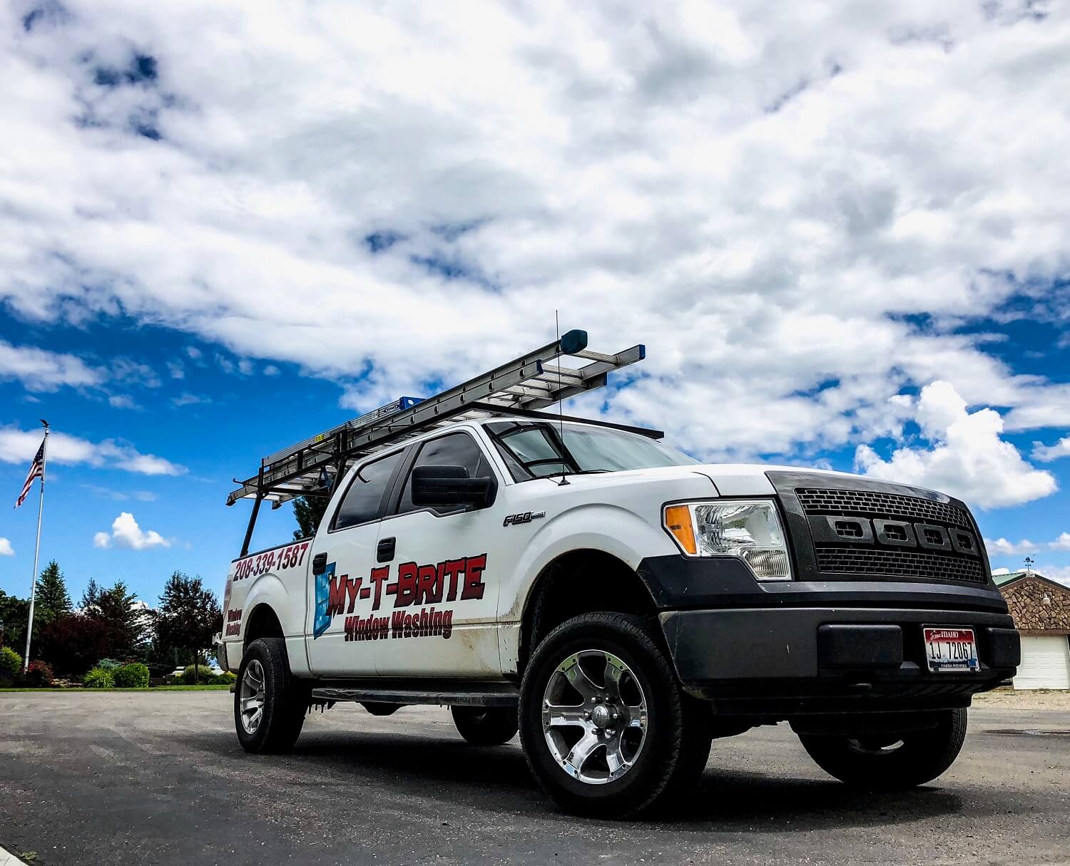 My-T-Brite Service Truck